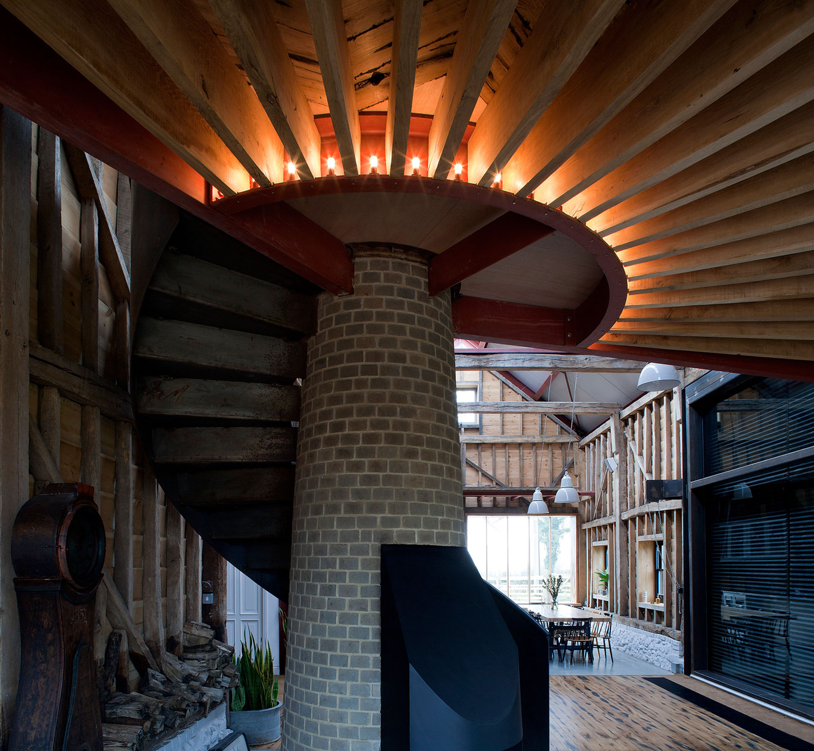 A Barn Transformed into a Beautiful Countryside Home in Folkestone, England by Liddicoat & Goldhill (16)