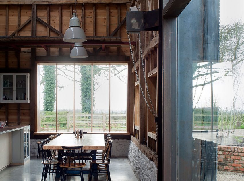 A Barn Transformed into a Beautiful Countryside Home in Folkestone, England by Liddicoat & Goldhill (23)