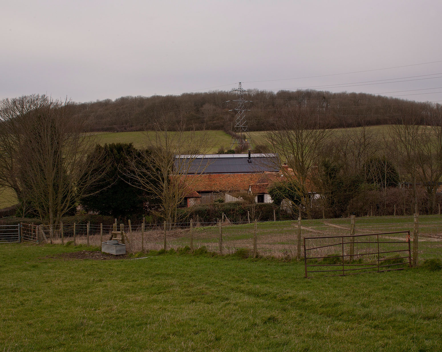 A Barn Transformed into a Beautiful Countryside Home in Folkestone, England by Liddicoat & Goldhill (33)