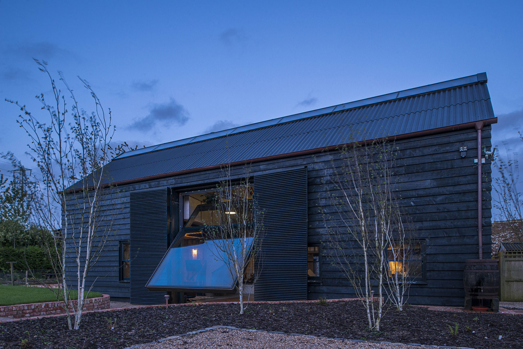 A Barn Transformed into a Beautiful Countryside Home in Folkestone, England by Liddicoat & Goldhill (35)