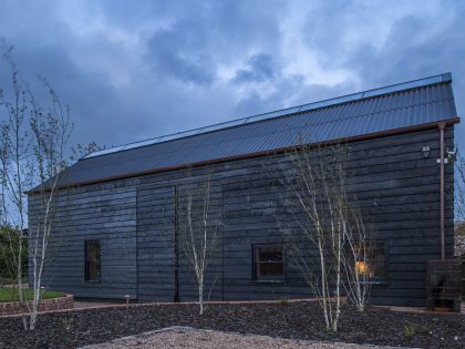 A Barn Transformed into a Beautiful Countryside Home in Folkestone, England by Liddicoat & Goldhill (37)