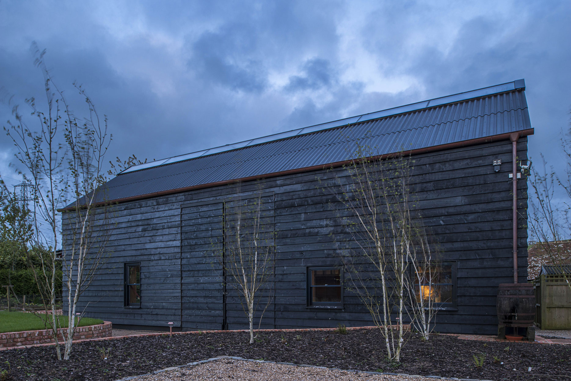 A Barn Transformed into a Beautiful Countryside Home in Folkestone, England by Liddicoat & Goldhill (37)