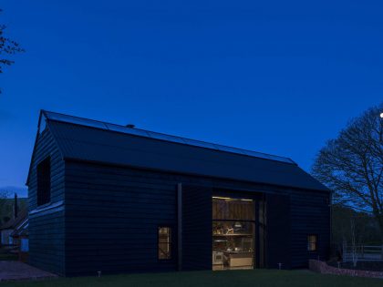 A Barn Transformed into a Beautiful Countryside Home in Folkestone, England by Liddicoat & Goldhill (38)