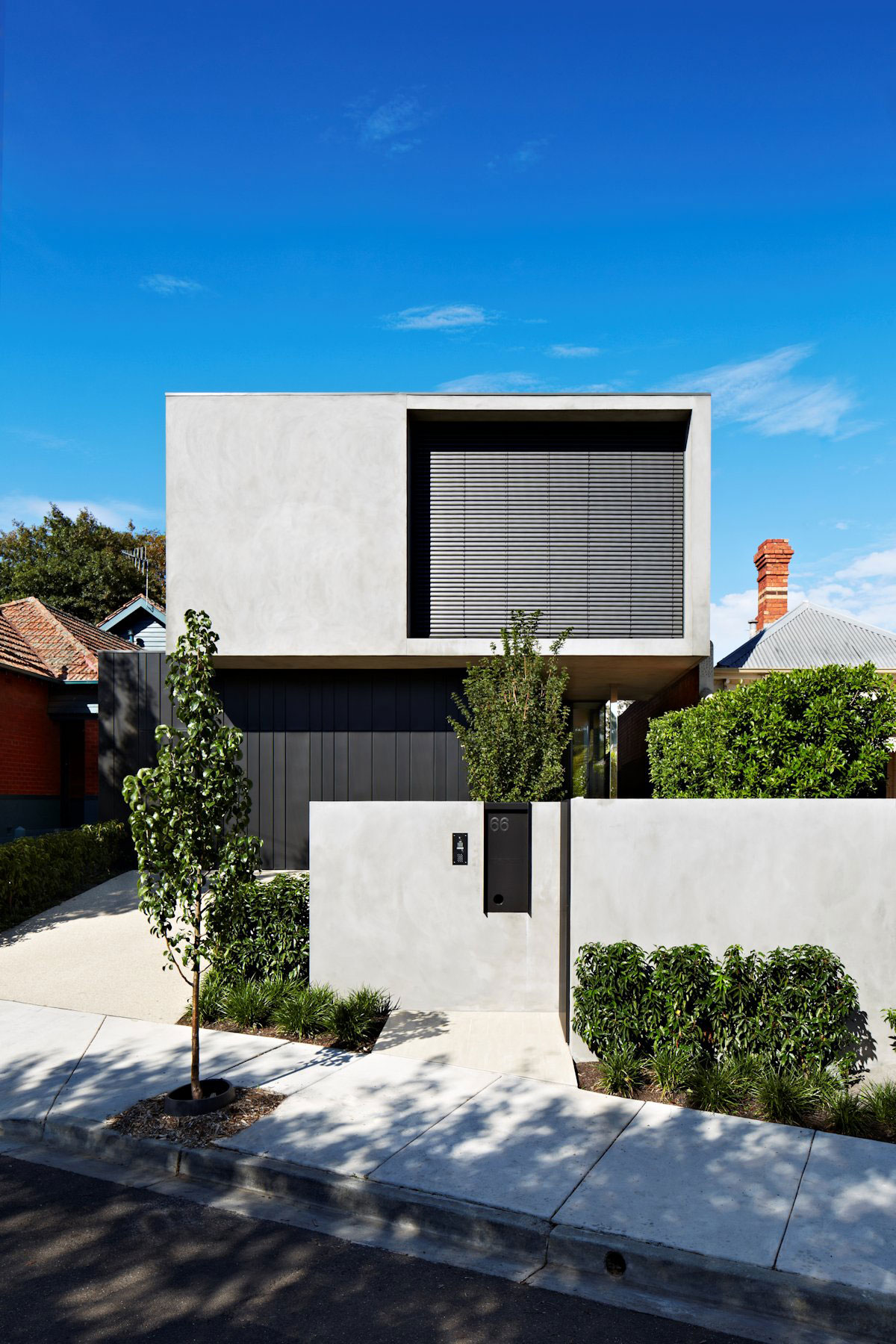 A Beautiful Contemporary Home with Industrial and Warm Interiors in South Yarra by AGUSHI & WORKROOM Design (2)