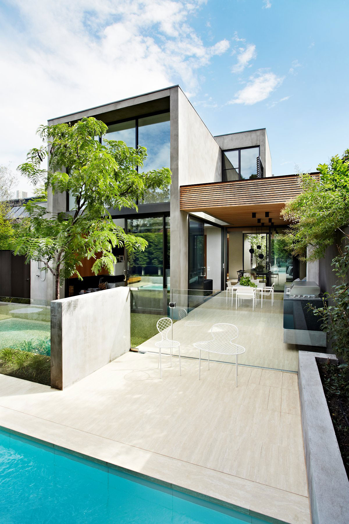 A Beautiful Contemporary Home with Industrial and Warm Interiors in South Yarra by AGUSHI & WORKROOM Design (7)