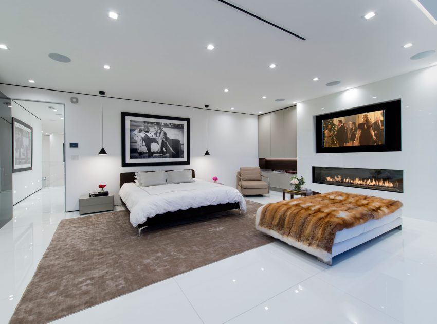 A Stylish and Beautiful Modern Home with Spectacular Views in Los Angeles by Ori Ayonmike (17)