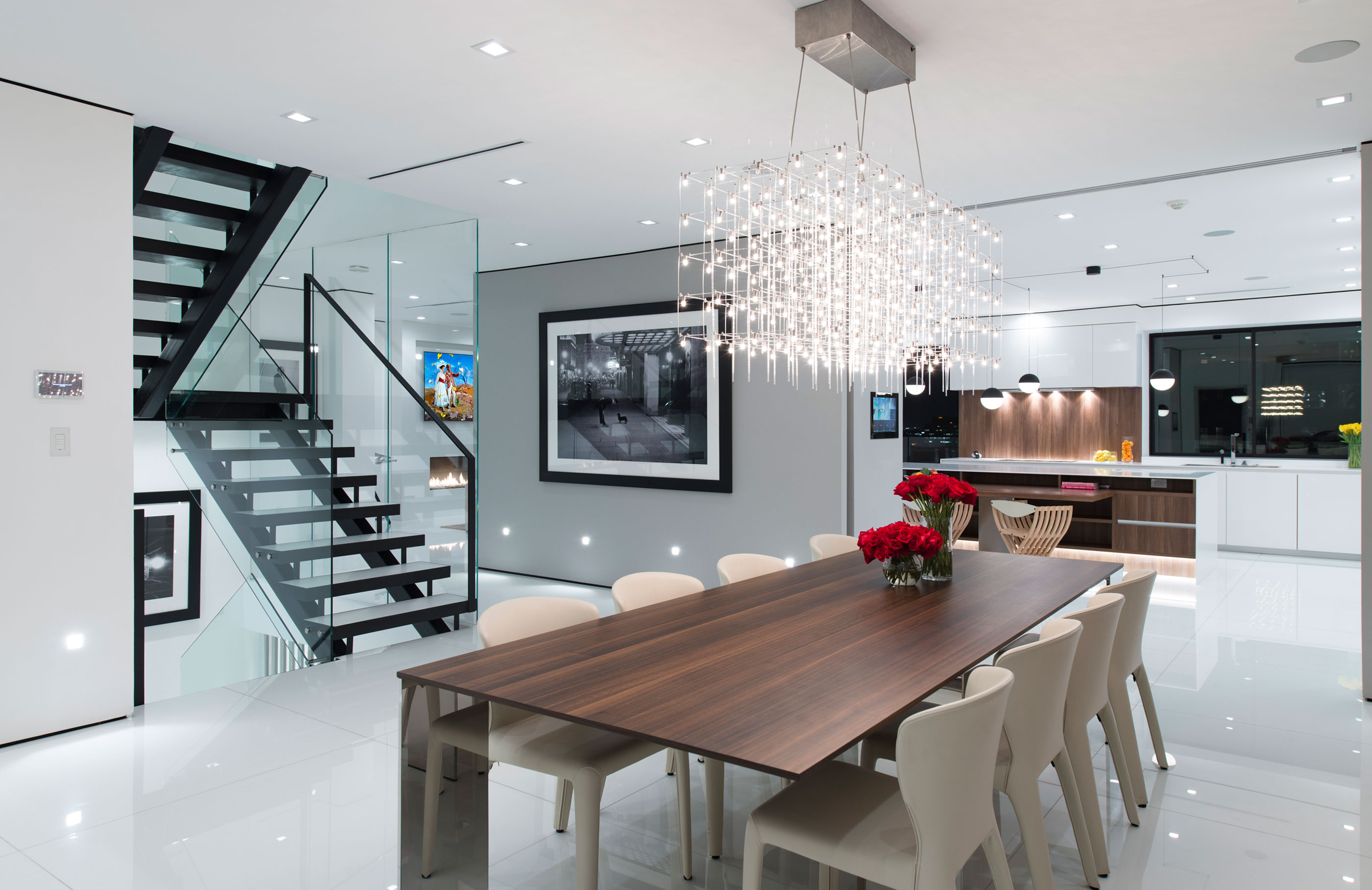 A Stylish and Beautiful Modern Home with Spectacular Views in Los Angeles by Ori Ayonmike (46)