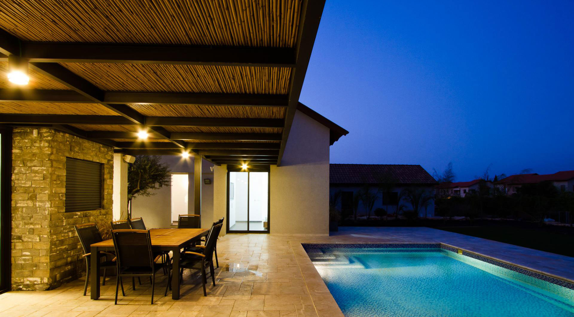 A Beautiful Contemporary Home with Classic Warm Elements and Interesting Views in Pardes Hanna by SaaB architects (22)