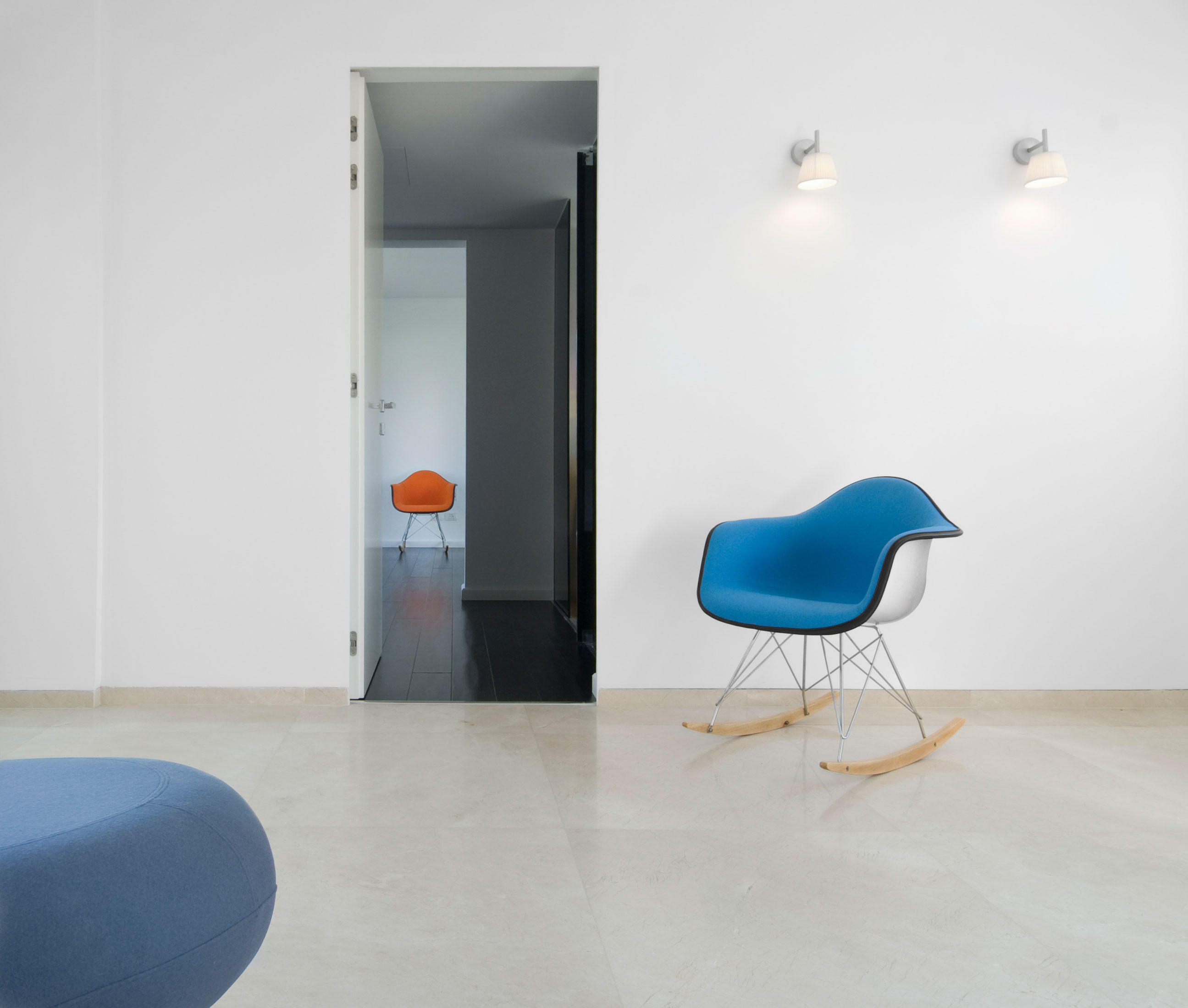 A Bright and Cozy Contemporary Family Home in Ramat HaSharon, Israel by Blumenfeld Moore Architects (9)