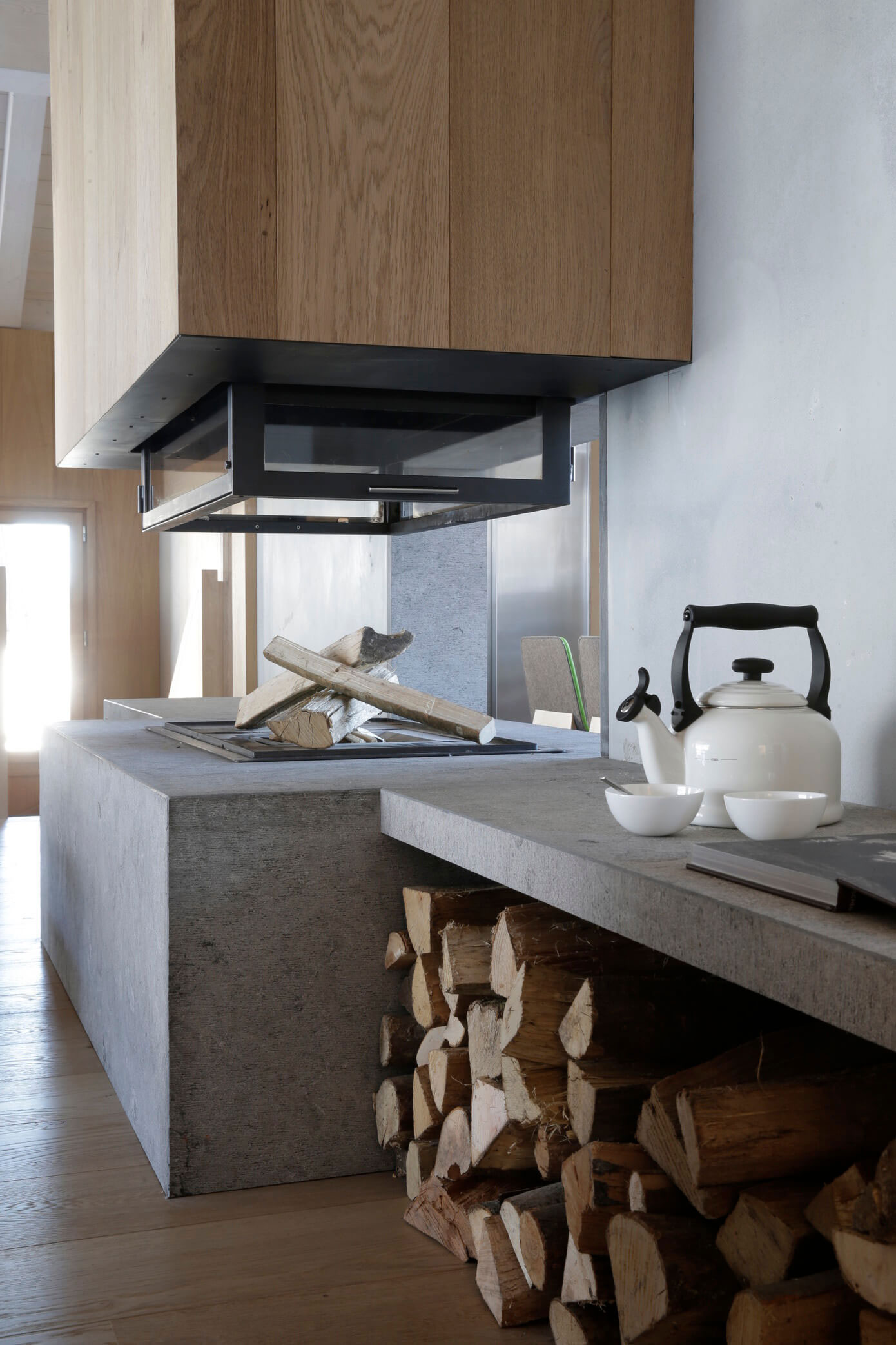 A Bright and Functional Contemporary Chalet in the Mountains of France by Angelique Buisson (7)