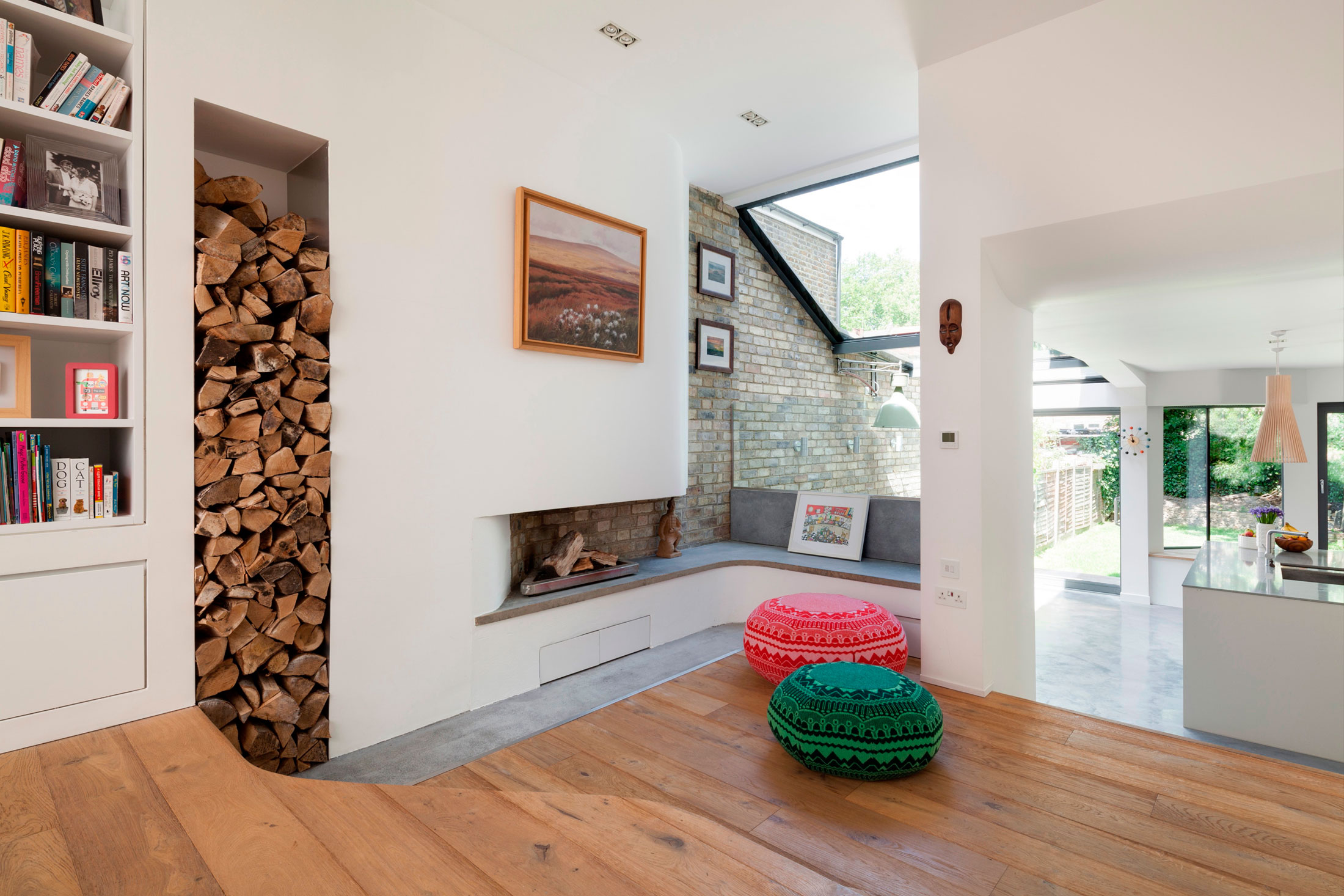 A Bright and Luminous Modern House on Multiple Levels for a Young Family of Three by Scenario Architecture (4)