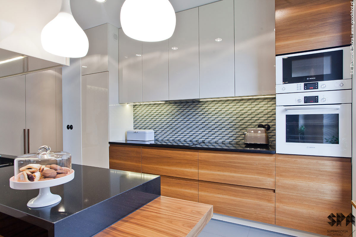 A Bright and Stylish Apartment Accompanied by Some Colorful Accents in Katowice by Superpozycja Architekci (6)