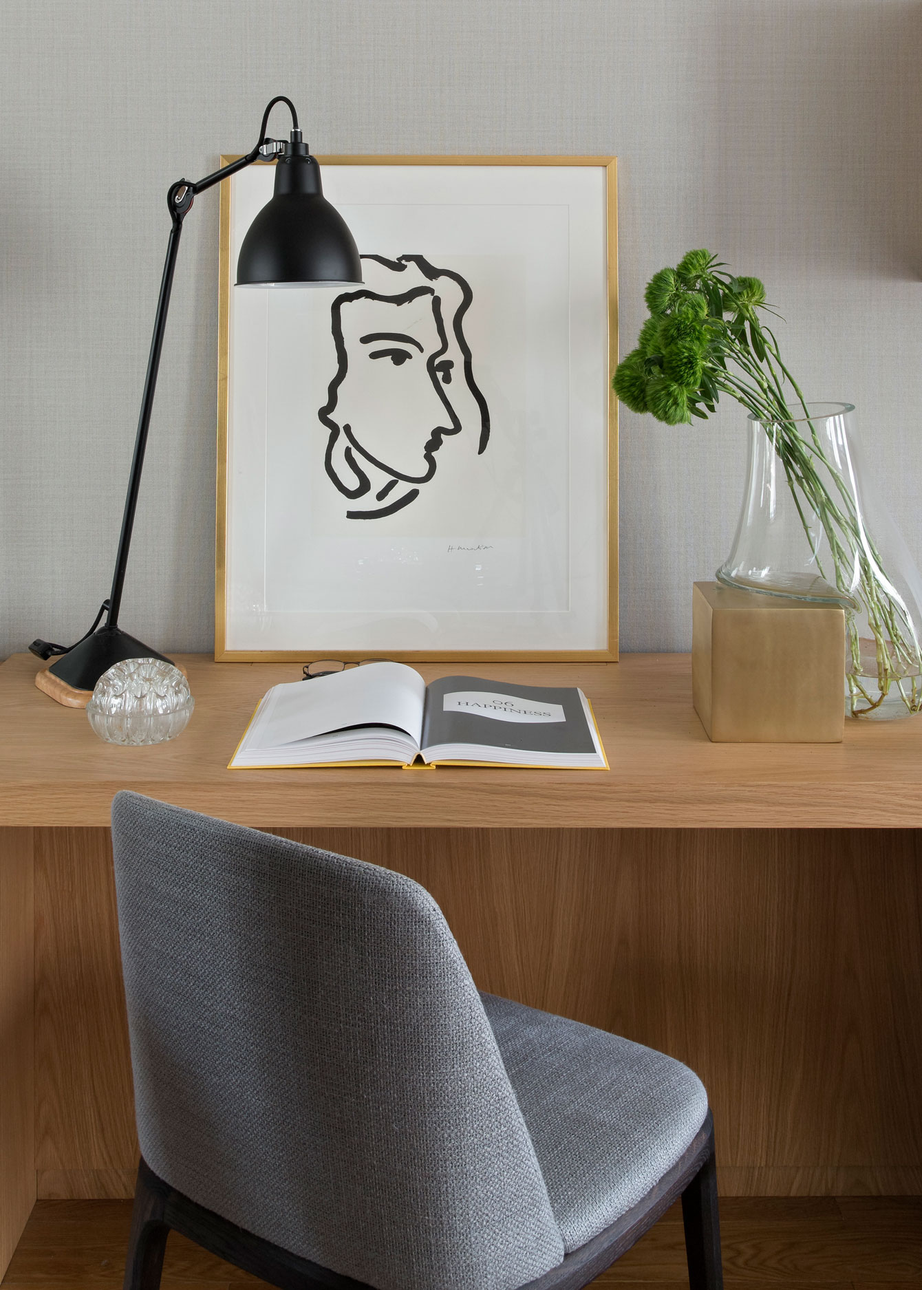 A Chic and Charming Contemporary Apartment for a Young Brazilian Couple by Diego Revollo Arquitetura (13)