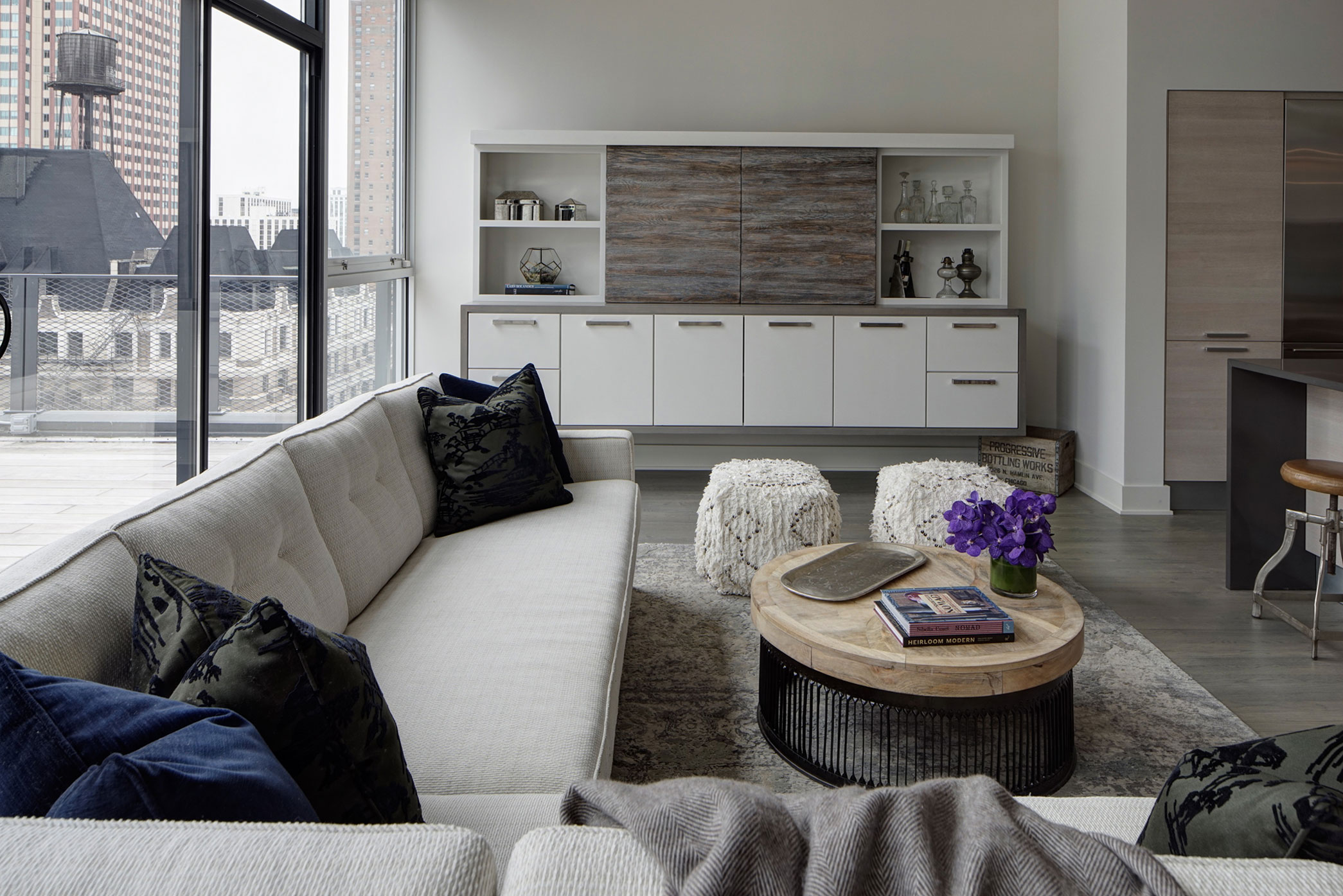 A Chic and Stylish Apartment Blends Rustic and Modern Details in Chicago by LG Interiors (2)