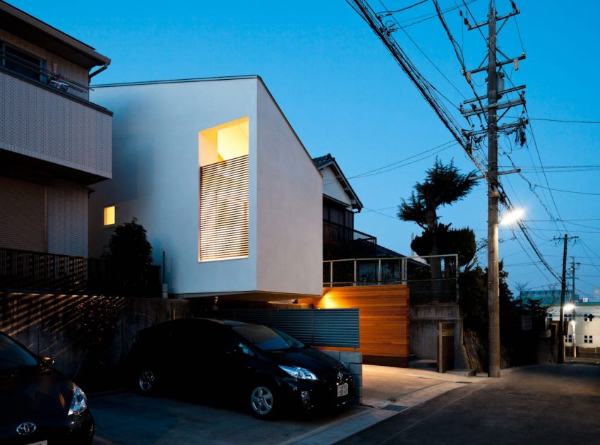 A Colorful Contemporary Home with Splashes of Bold Accents in Nagoya by Atelier Tekuto (22)