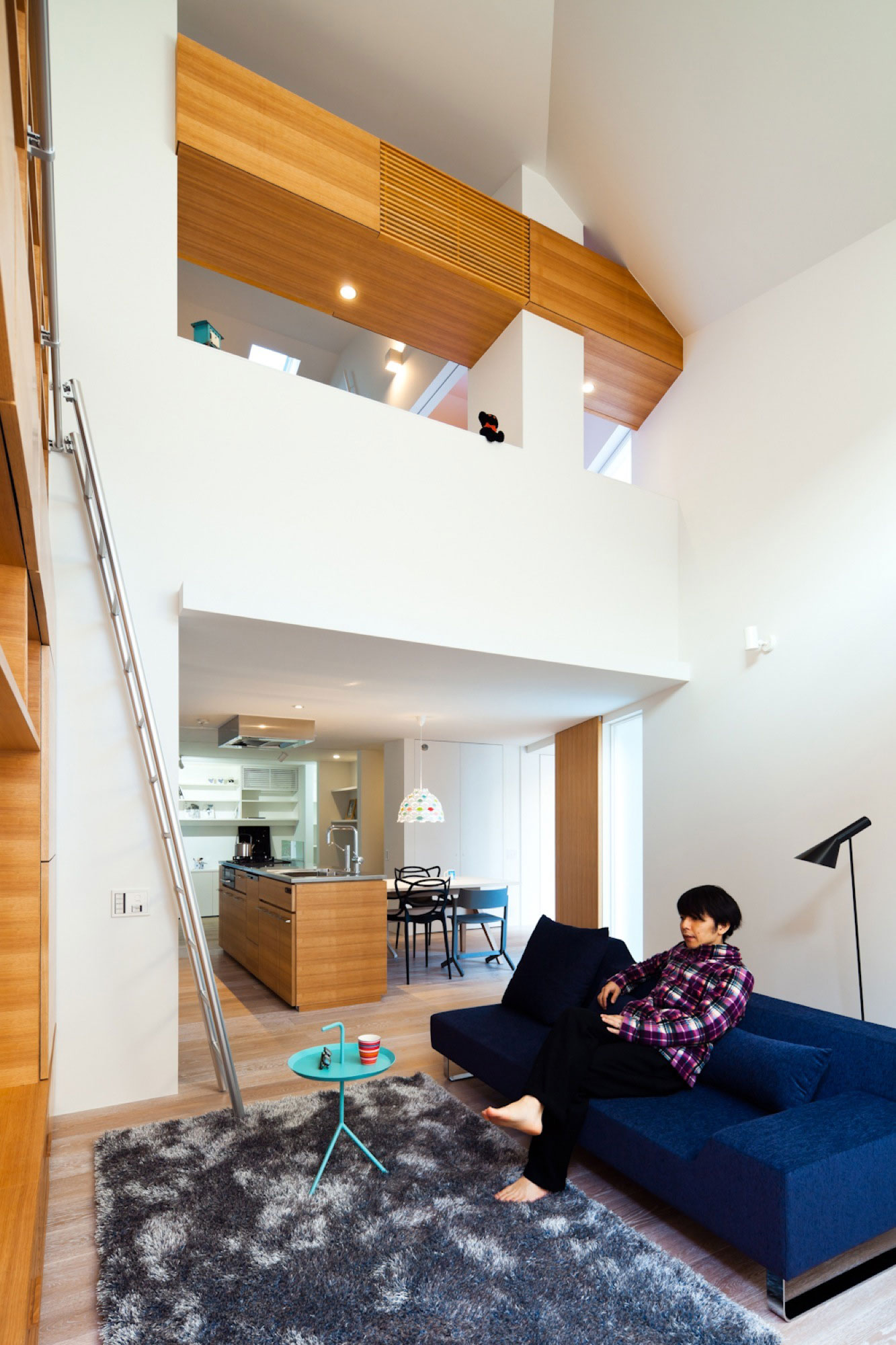A Colorful Contemporary Home with Splashes of Bold Accents in Nagoya by Atelier Tekuto (7)
