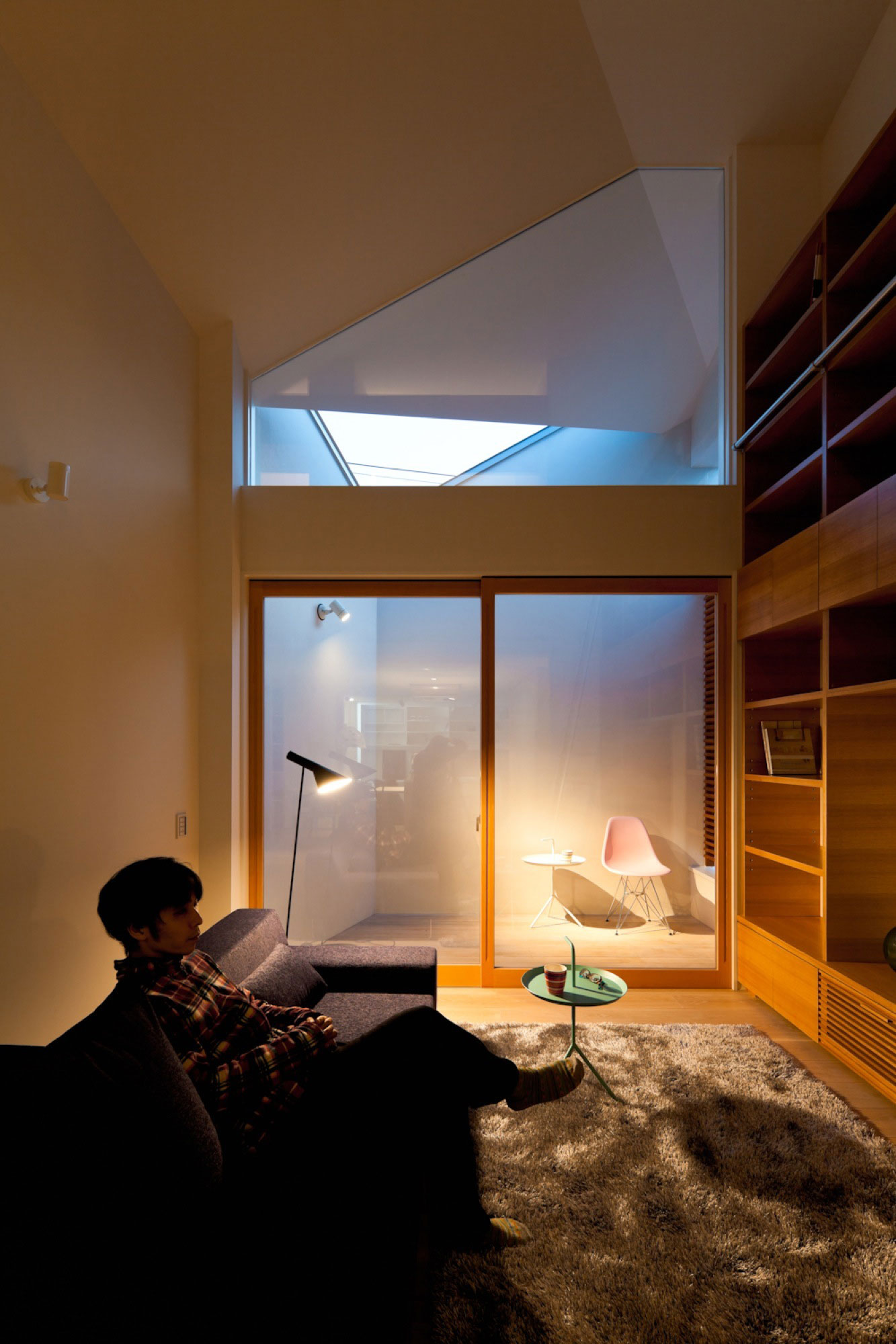 A Colorful Contemporary Home with Splashes of Bold Accents in Nagoya by Atelier Tekuto (8)