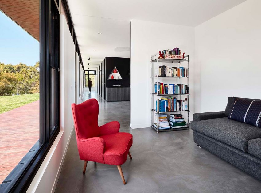 A Colorful Modern Home with Simple and Beautiful Lines in Waratah Bay by Hayne Wadley Architecture (8)