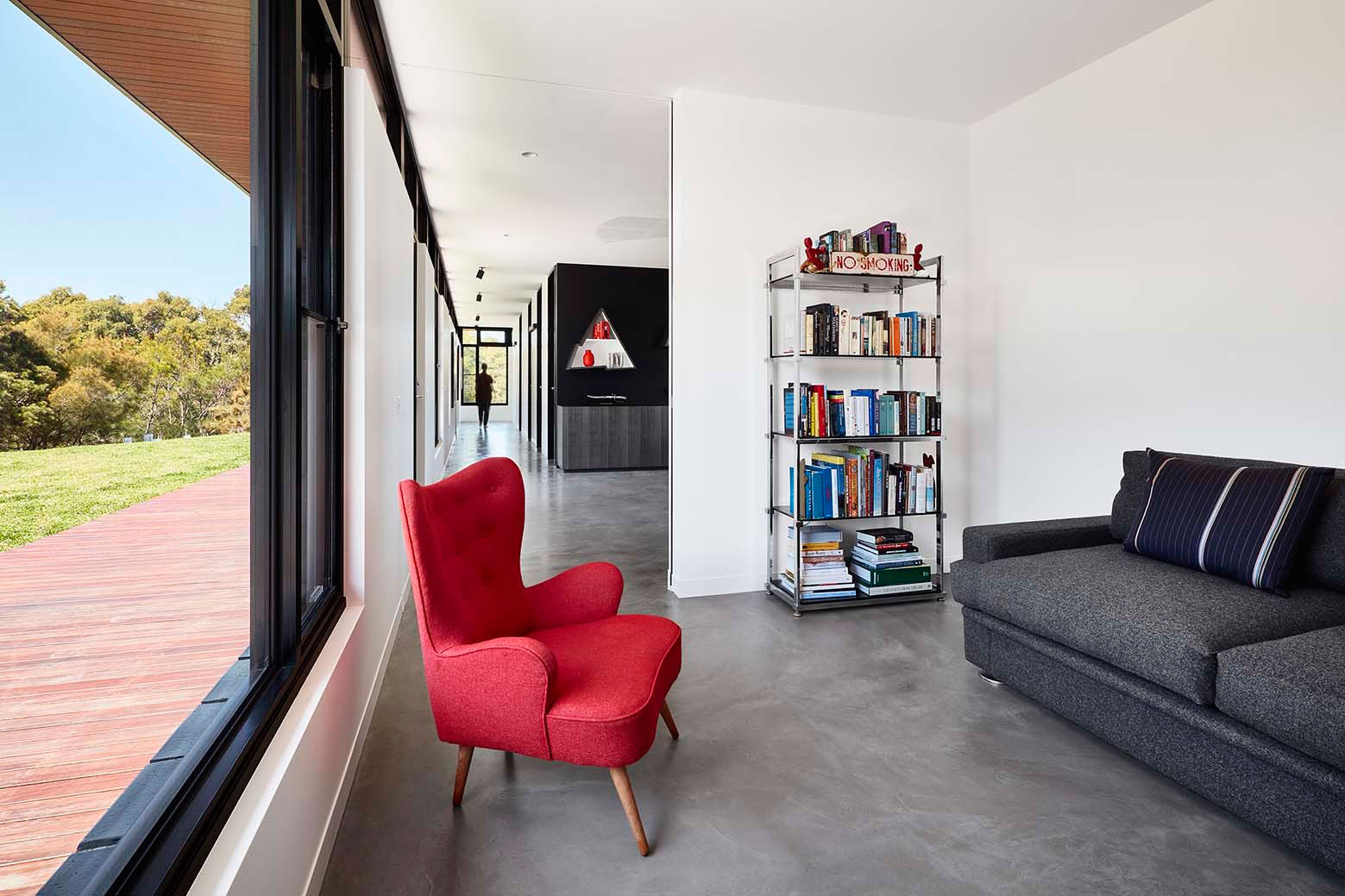 A Colorful Modern Home with Simple and Beautiful Lines in Waratah Bay by Hayne Wadley Architecture (8)