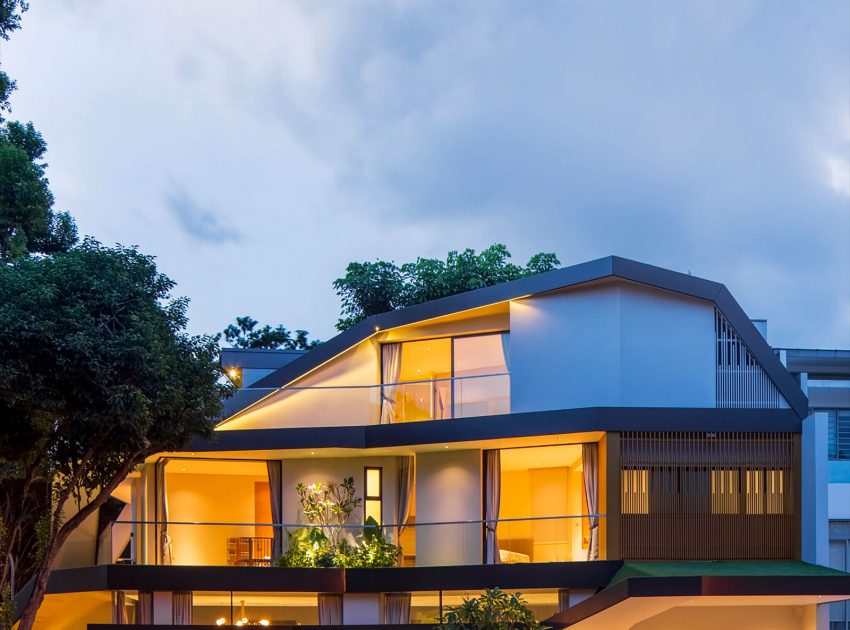A Comfortable Contemporary House Surrounded by Mature Rain Trees and Quiet Walkways in Singapore by A D LAB (15)