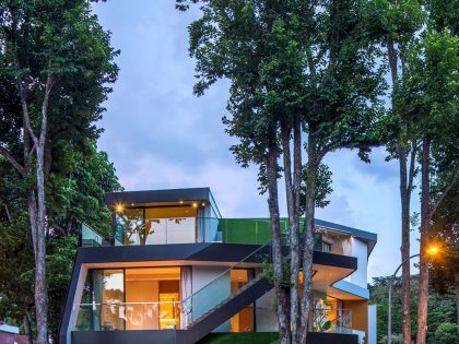 A Comfortable Contemporary House Surrounded by Mature Rain Trees and Quiet Walkways in Singapore by A D LAB (16)