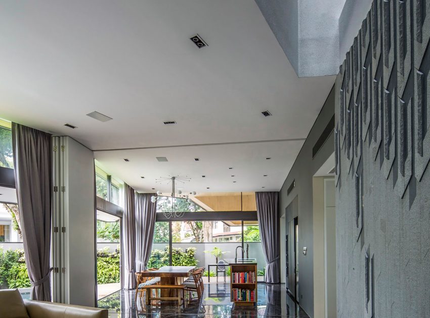 A Comfortable Contemporary House Surrounded by Mature Rain Trees and Quiet Walkways in Singapore by A D LAB (8)