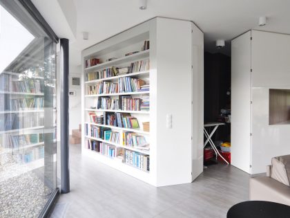 A Compact and Contemporary Family House in Hluboká nad Vltavou, Czech Republic by ATELIER 111 (11)