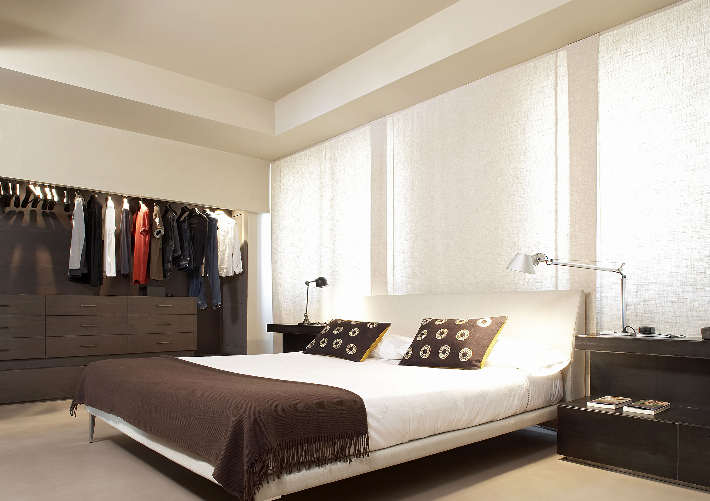 A Contemporary Apartment with Simple and Industrial Interiors in Barcelona by GCA Architects (14)