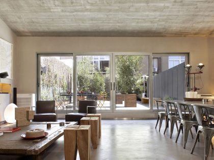 A Contemporary Apartment with Simple and Industrial Interiors in Barcelona by GCA Architects (9)