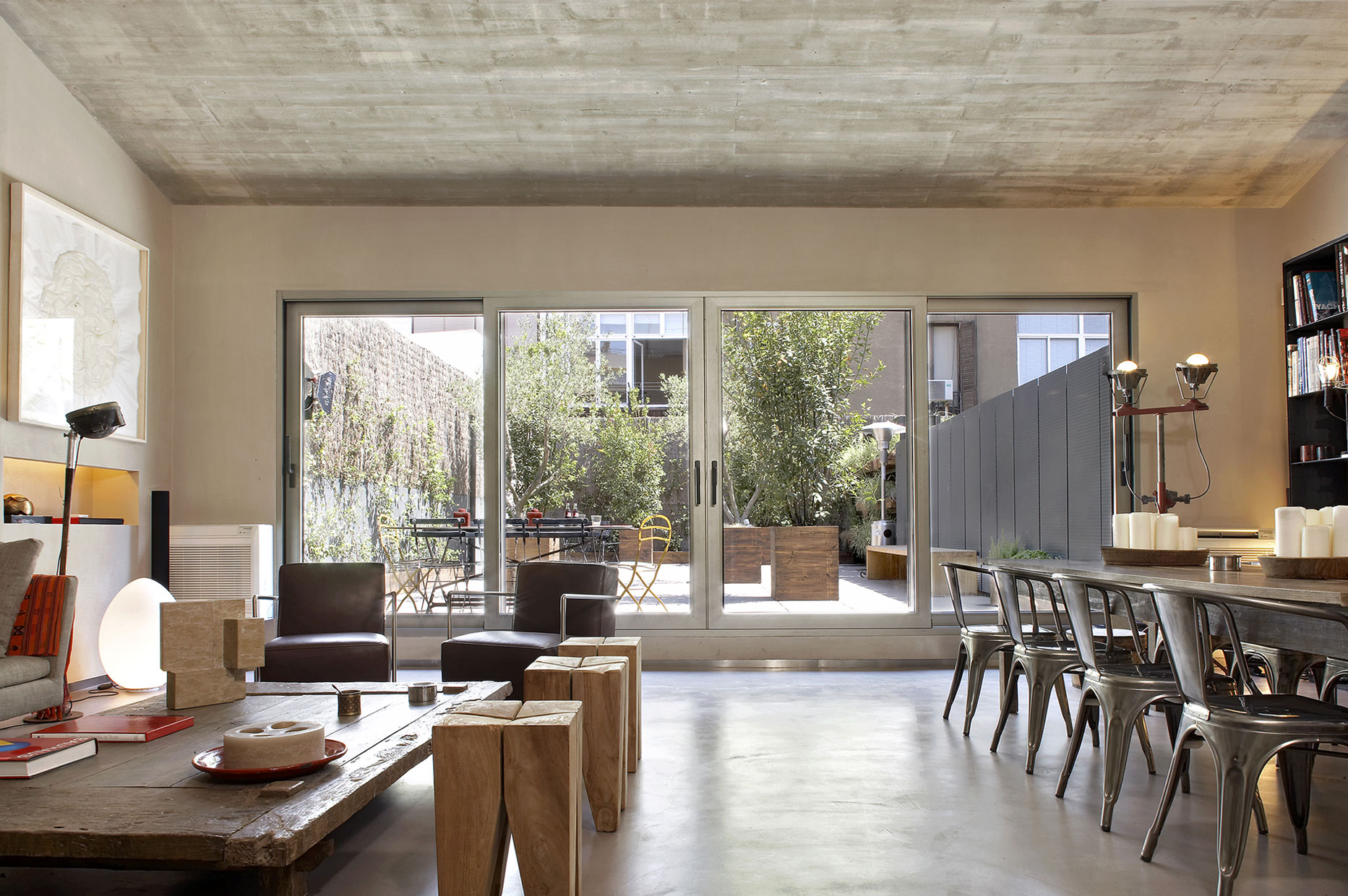 A Contemporary Apartment with Simple and Industrial Interiors in Barcelona by GCA Architects (9)