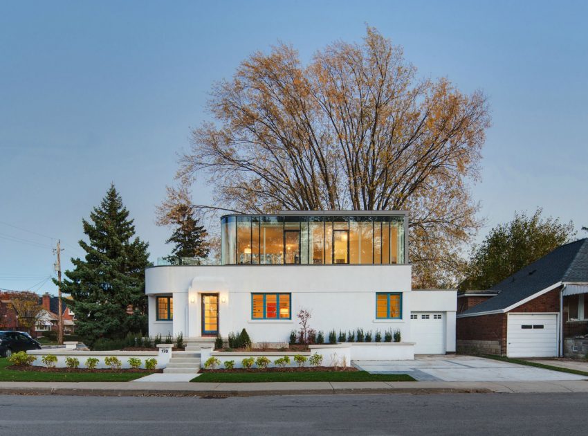 A Contemporary Art Deco Home in Hamilton, Canada by DPAI Architecture & Toms + McNally Design (9)
