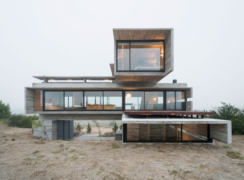 A Contemporary Concrete Home Made of Three Stacked Volumes in La Costa Partido by Luciano Kruk Arquitectos (12)