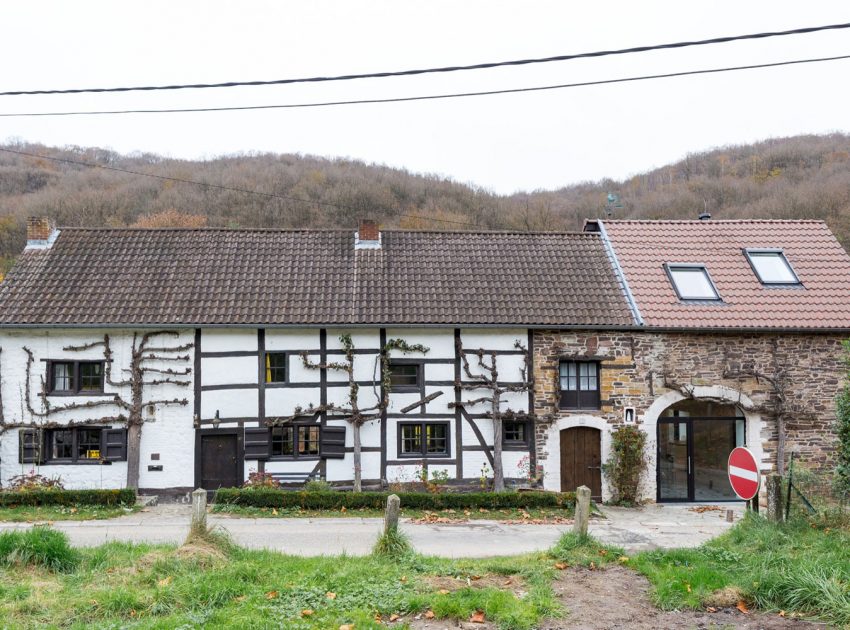 A Contemporary Extension for an Elegant Eighteenth-Century Home in Profondeville, Belgium by Puzzle’s Architecture (7)