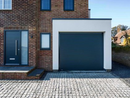 A Contemporary Extensions to a Luminous House with Brick Façade in Crawley by Adam Knibb Architects (4)