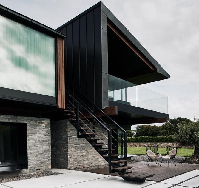 A Contemporary Family Home with a Pair of Mono-Pitched Volumes in South Wales by Hyde + Hyde Architects (4)