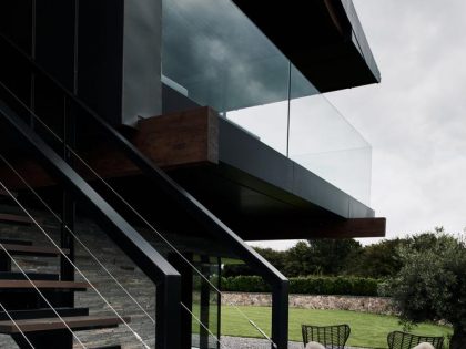 A Contemporary Family Home with a Pair of Mono-Pitched Volumes in South Wales by Hyde + Hyde Architects (5)