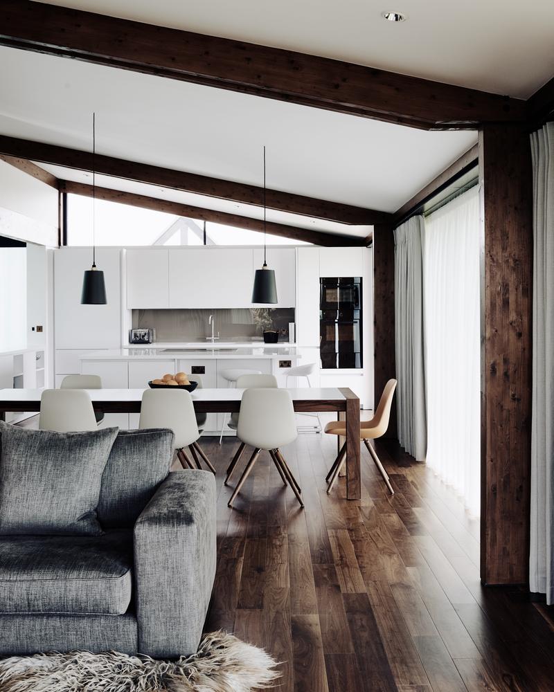 A Contemporary Family Home with a Pair of Mono-Pitched Volumes in South Wales by Hyde + Hyde Architects (9)