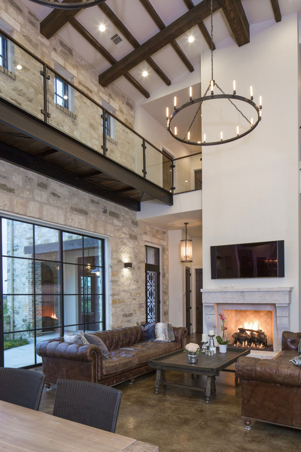 A Striking Contemporary Home with Rustic Style and Steel Elements in Austin, Texas by Vanguard Studio Inc (2)