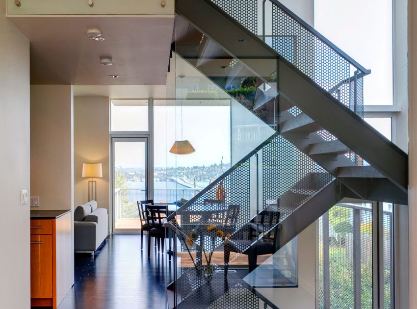 A Contemporary Home Overlooking Lake Washington and the Cascade Mountains in Seattle by David Coleman Architecture (14)
