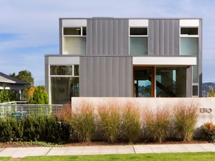 A Contemporary Home Overlooking Lake Washington and the Cascade Mountains in Seattle by David Coleman Architecture (4)