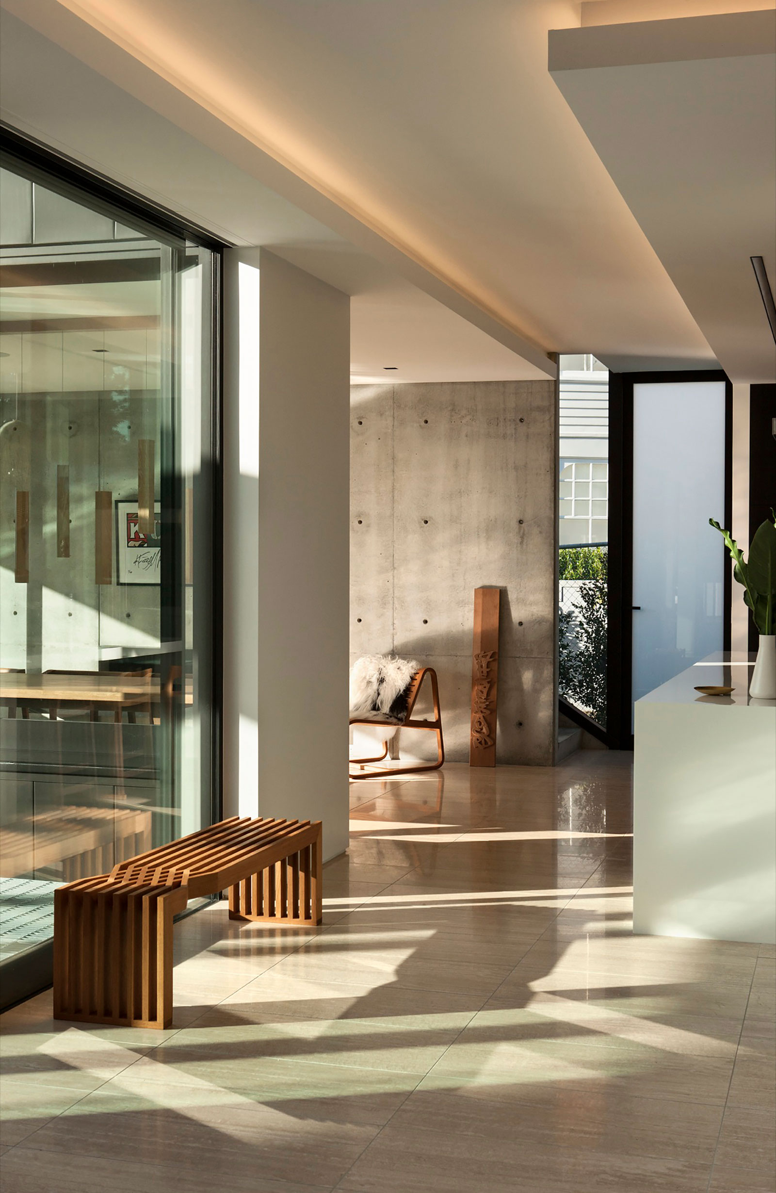 A Contemporary Home with Combination of Concrete and Glass Materials on Herne Bay Road by Daniel Marshall Architects (6)