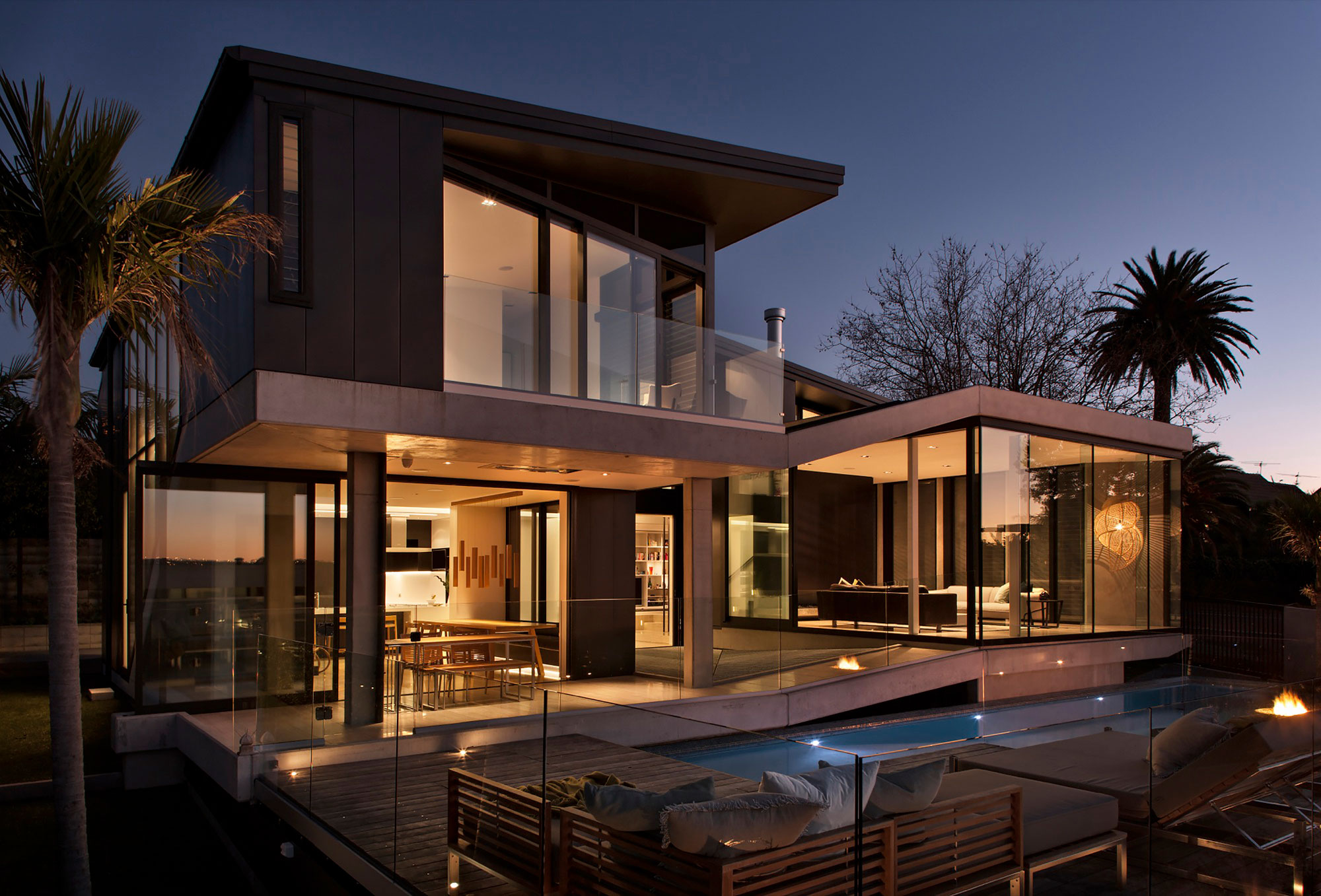 A Contemporary Home with Combination of Concrete and Glass Materials on Herne Bay Road by Daniel Marshall Architects (9)