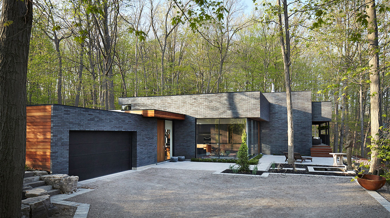 A Stylish Modern Dark Brick Home in the Lush Forests of Dundas, Ontario by Setless Architecture (3)
