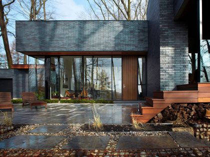 A Stylish Modern Dark Brick Home in the Lush Forests of Dundas, Ontario by Setless Architecture (4)