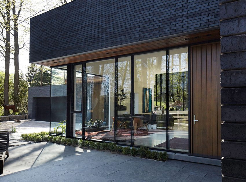 A Stylish Modern Dark Brick Home in the Lush Forests of Dundas, Ontario by Setless Architecture (5)