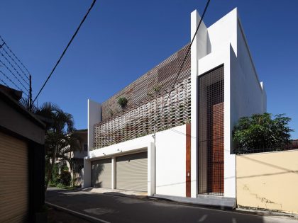 A Contemporary Home with Private Spaces and Natural Light in Colombo, Sri Lanka by KWA Architects (1)