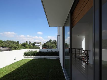 A Contemporary Home with Private Spaces and Natural Light in Colombo, Sri Lanka by KWA Architects (3)