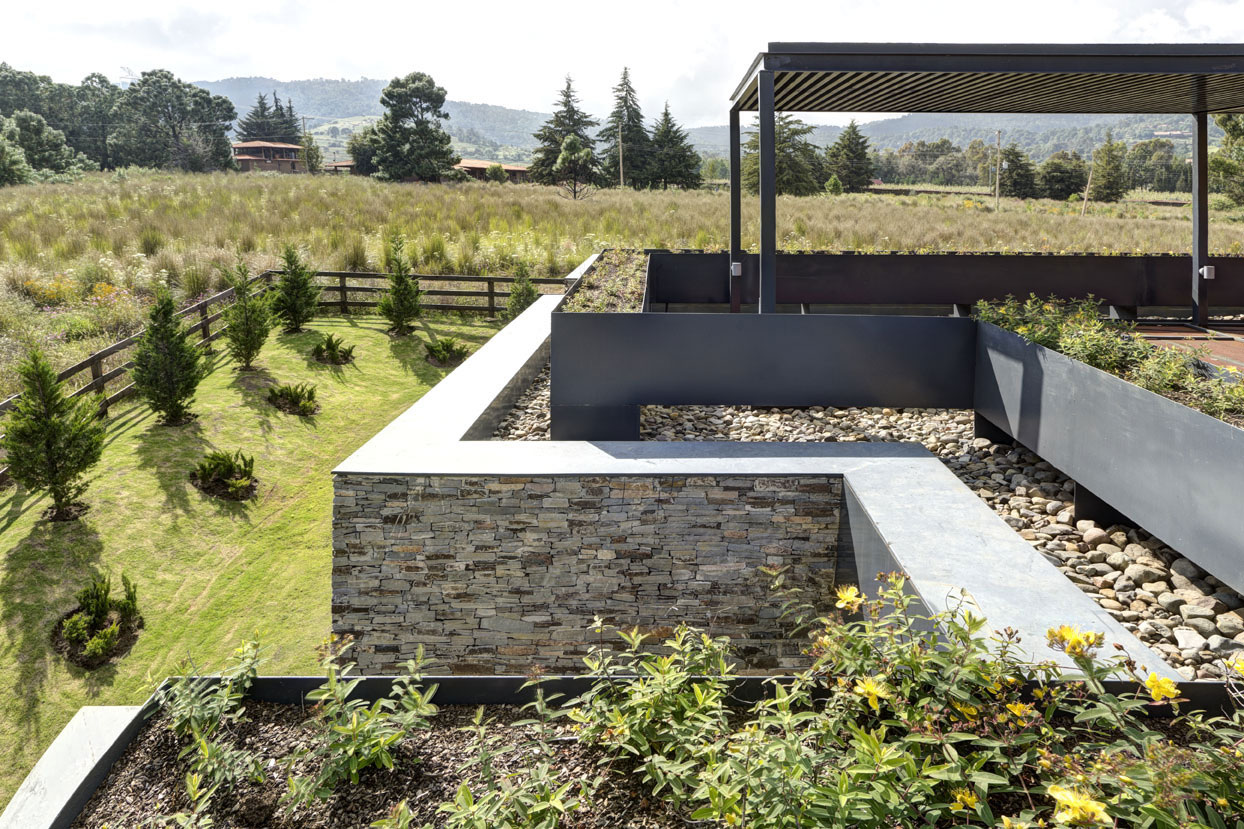 A Contemporary Home with Rustic Elements of Wood and Stone in Mexico by Elías Rizo Arquitectos (6)