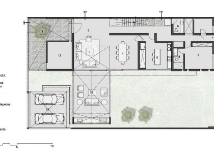 A Stunning Contemporary House with Green Walls Made of Concrete Blocks in Piura by Riofrio+Rodrigo Arquitectos (12)