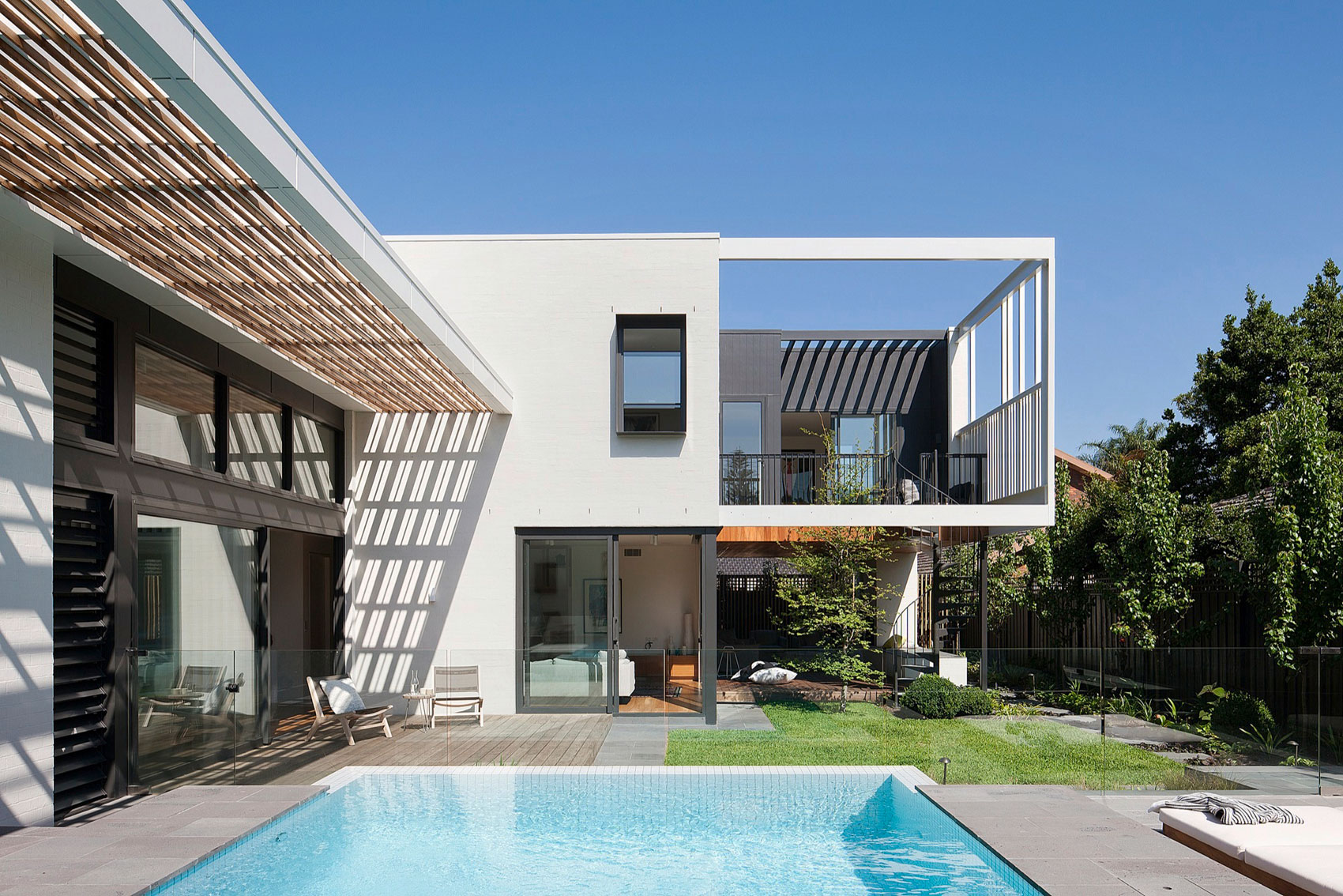 A Stylish Contemporary Home with a Dramatic Landscaping Program in Caulfield by Bower Architecture (1)